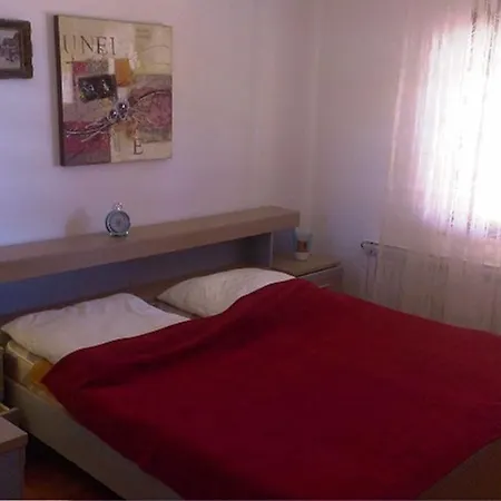 Charming Annie Diklo A2 2 2 Zadar
